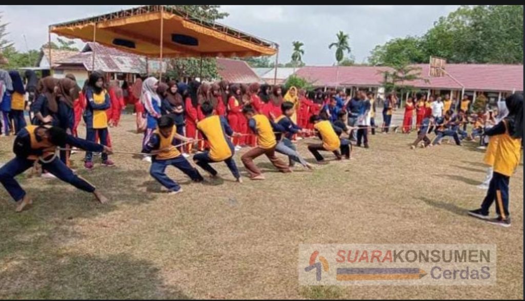Foto : Suasana SMA 1 Pedamaran suasana dalam memeriahkan HUT RI ke 78