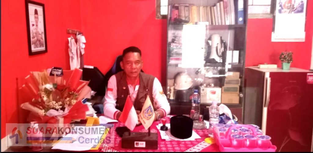 Foto : Kepala Desa Selajambe Agus Junaidi.S.IP.